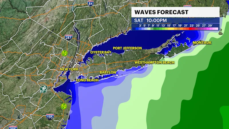 DEBBY-SAT10PM-WAVES.png