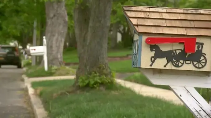 Story image: Long Island home prices reach record highs, leaving some buyers struggling