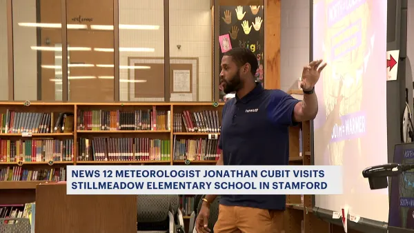  Jonathan Cubit visits students at Stamford's Stillmeadow Elementary School 