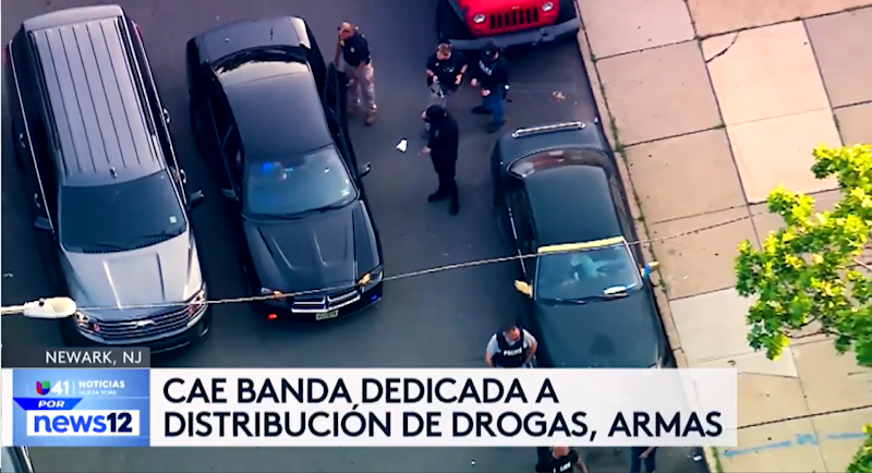 Story image: Univison 41 News Brief: Cae banda, dedicada a distribución de drogas, armas