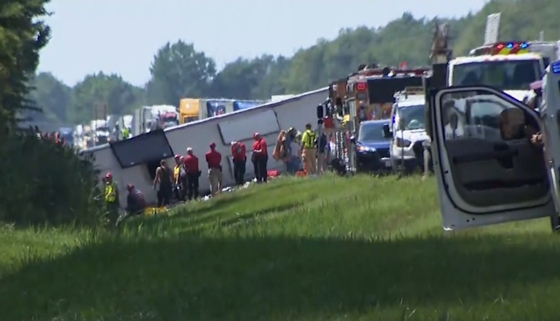 Story image: 3 NJ residents among 5 dead in Western New York tour bus rollover crash