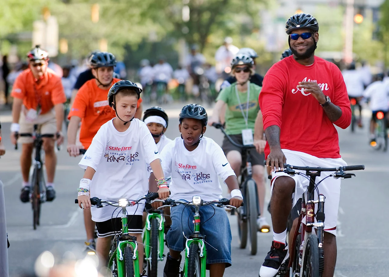 kids biking