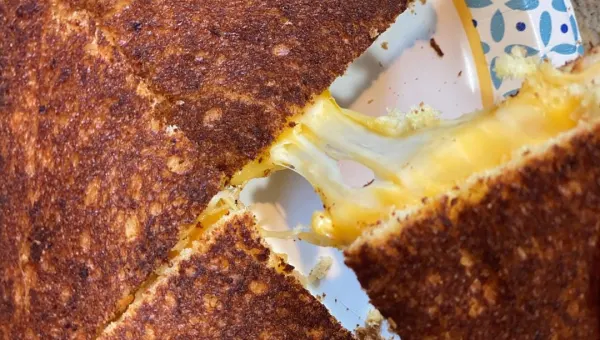 Chef's Quick Tips: Grilled Cheese Sandwich