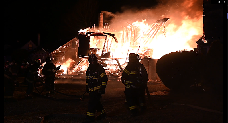 Story image: 1 woman killed in fire that ripped through 3 homes in Bay Shore, police say