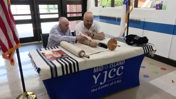 Mid-Island Y JCC celebrates over 75 Holocaust survivors in Plainview