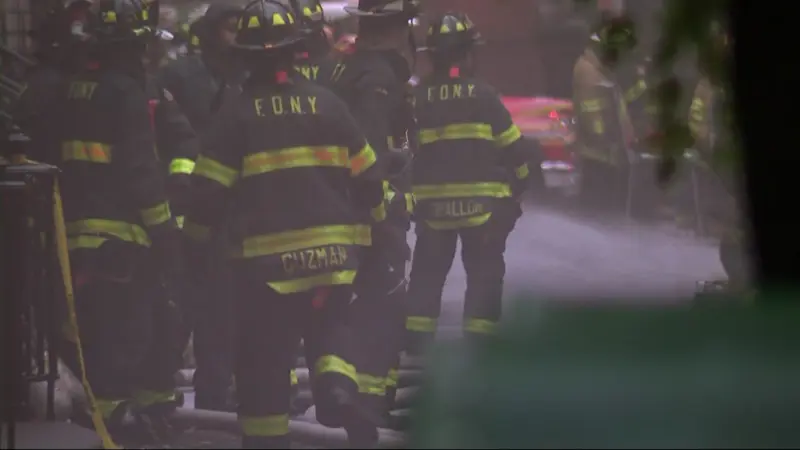 Story image: Officials: Multiple Brooklyn Heights buildings evacuated due to Thanksgiving fire