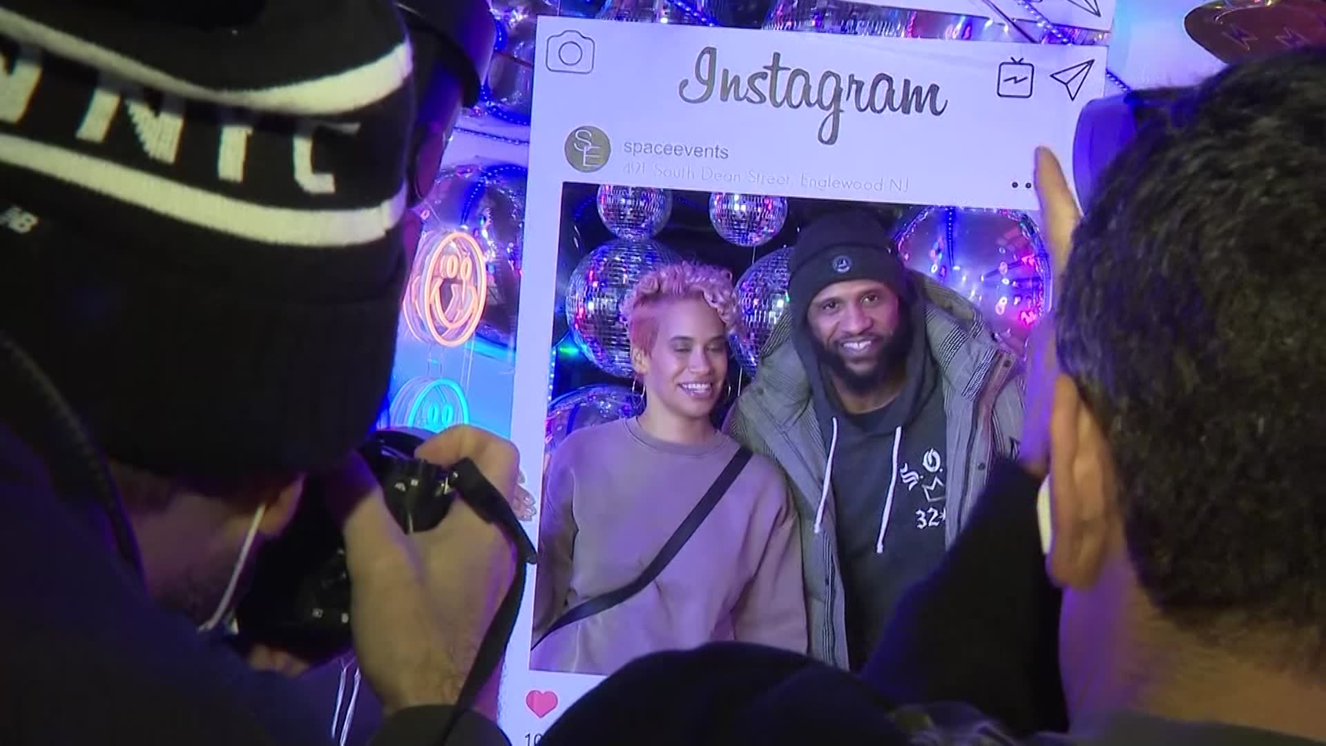 CC Sabathia's foundation holds holiday event for children of Englewood