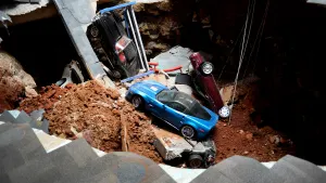 Field Trip Friday: Sinkhole at the National Corvette Museum