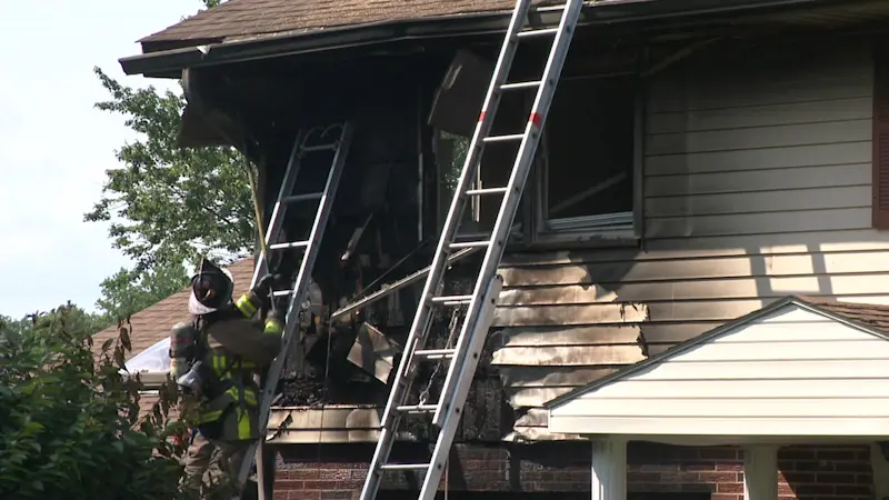 Story image: House fire erupts in Scarsdale