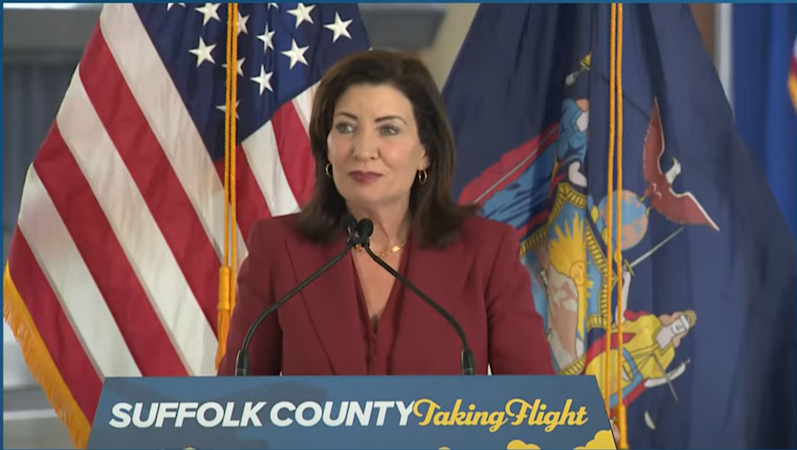 Story image: Gov. Hochul announces $150M for LIRR Ronkonkoma connection to MacArthur