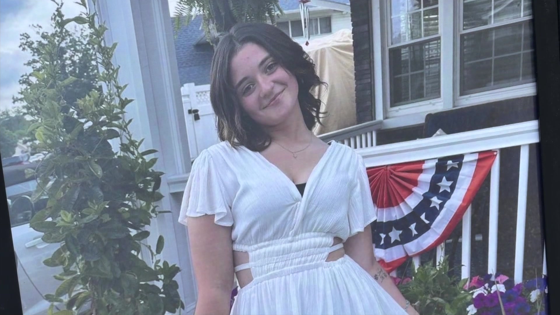 LIPARKESOFTBALL427_2026-04-27-05-23-24