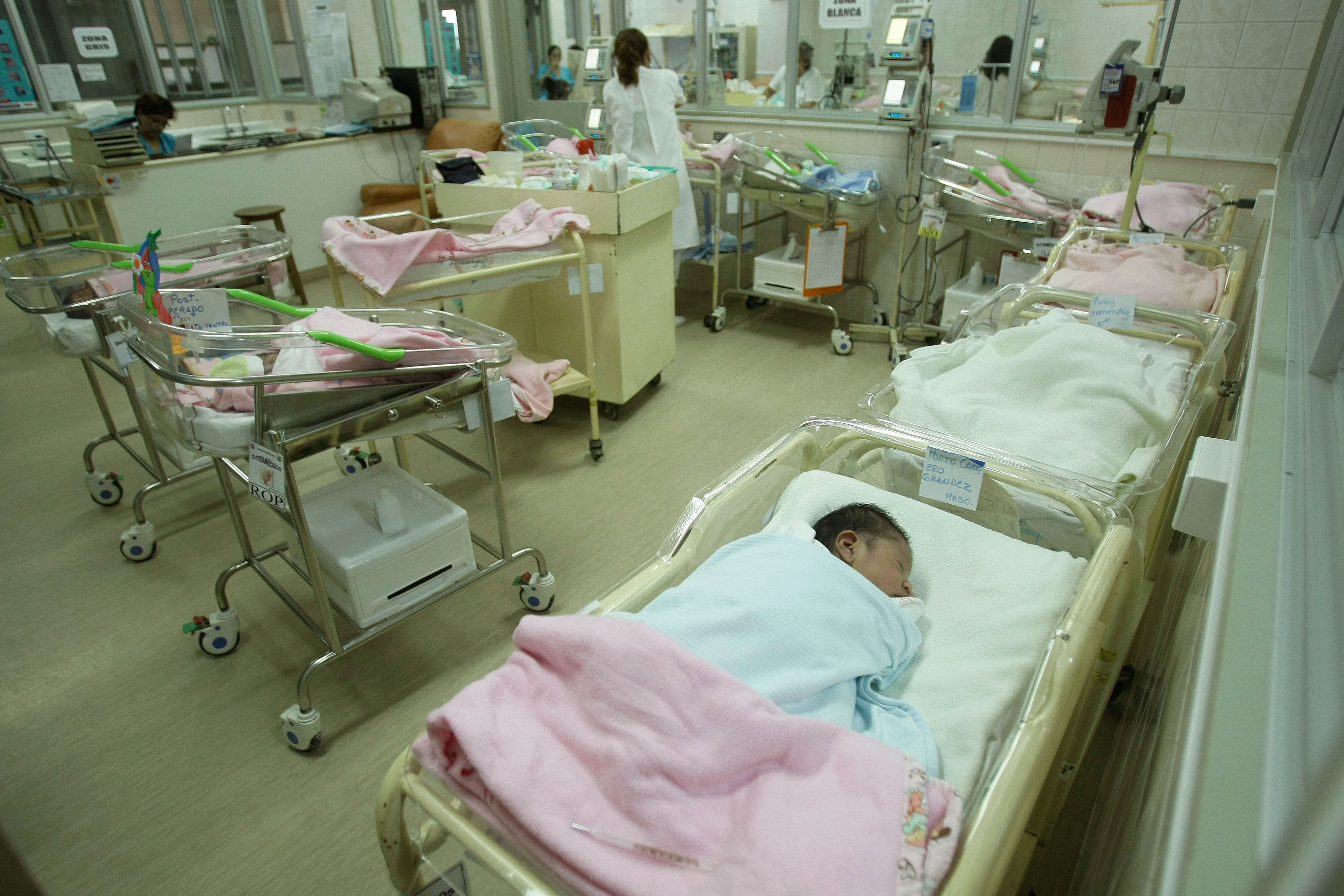 Newborn baby maternities