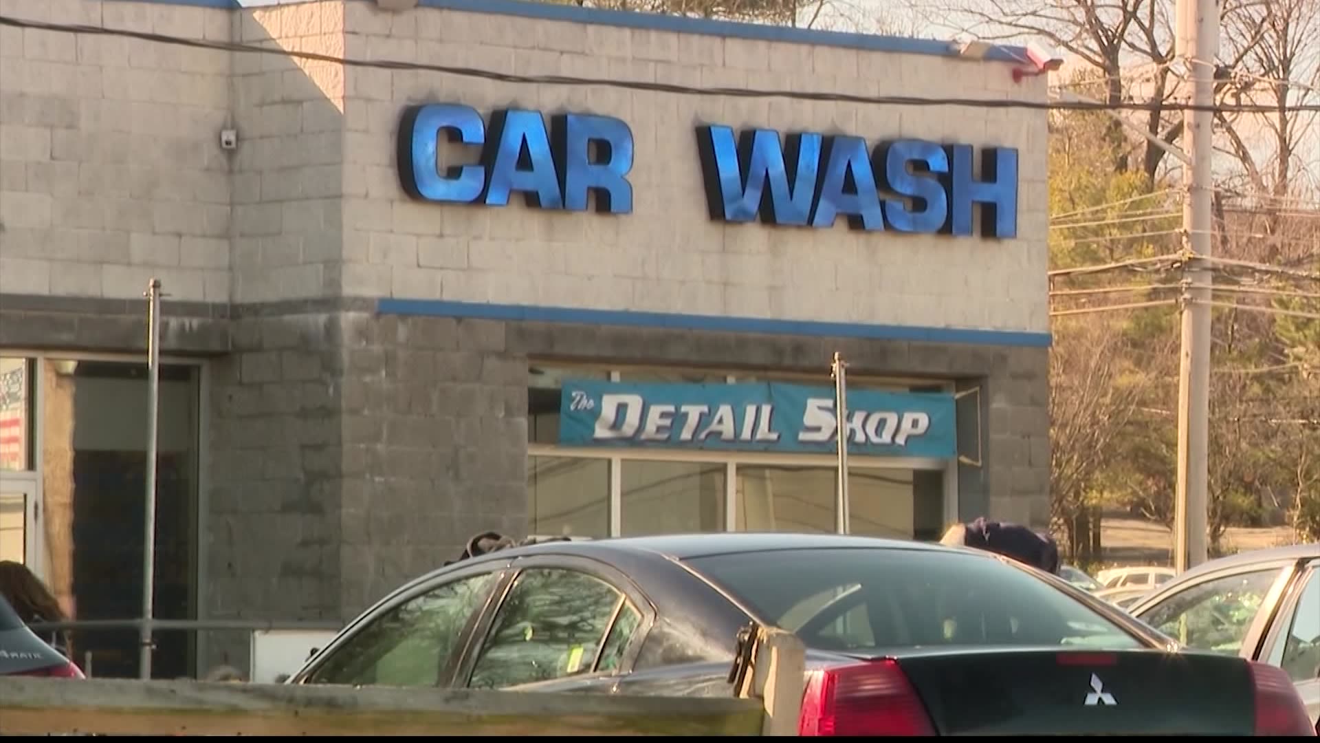 Police 2 cars stolen from Nassau carwashes this month
