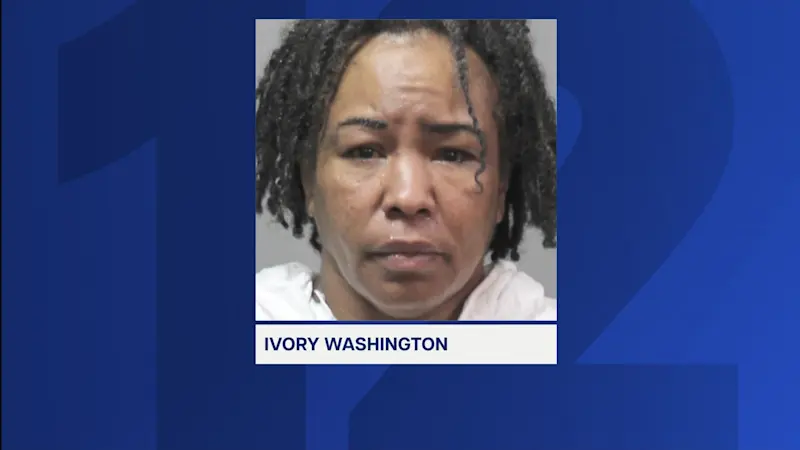 Story image: Police: 46-year-old Hempstead woman arrested in fatal Freeport stabbing