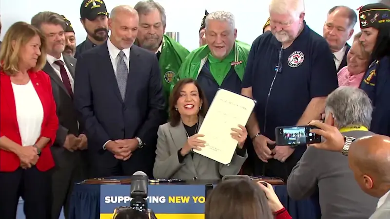 Story image: Power & Politics: What the polls say about Gov. Hochul, Mayor-elect Mamdani and Sen. Schumer