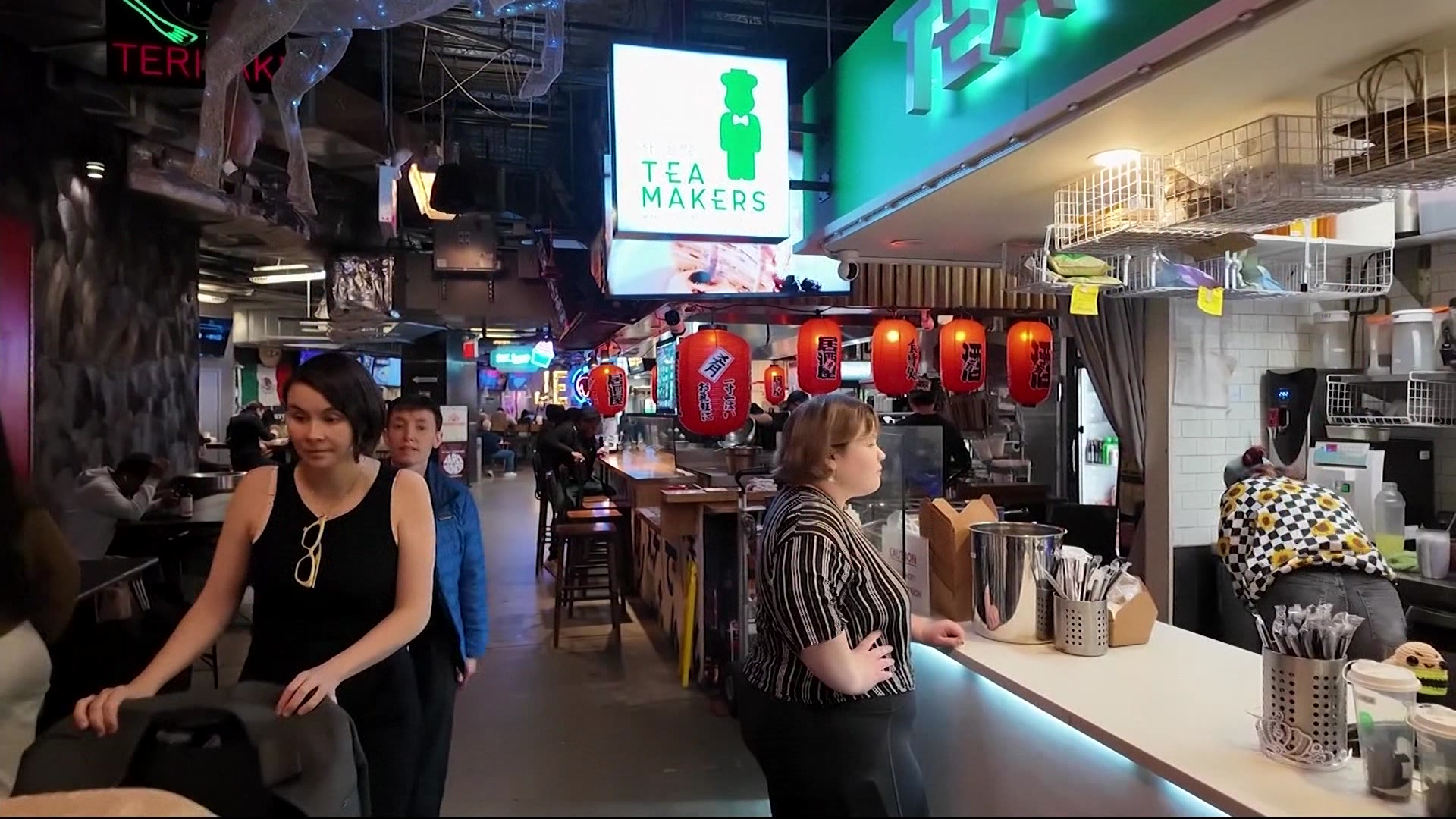 A foodie's paradise: Dekalb Market Hall brings global flavors to Downtown Brooklyn