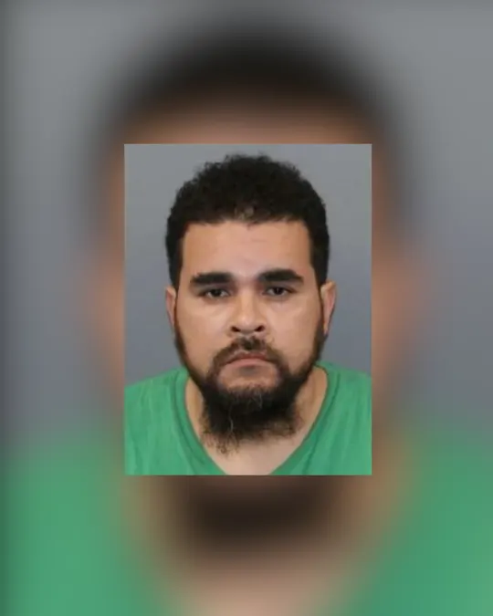 MIGUEL MOTA MUG BLUR