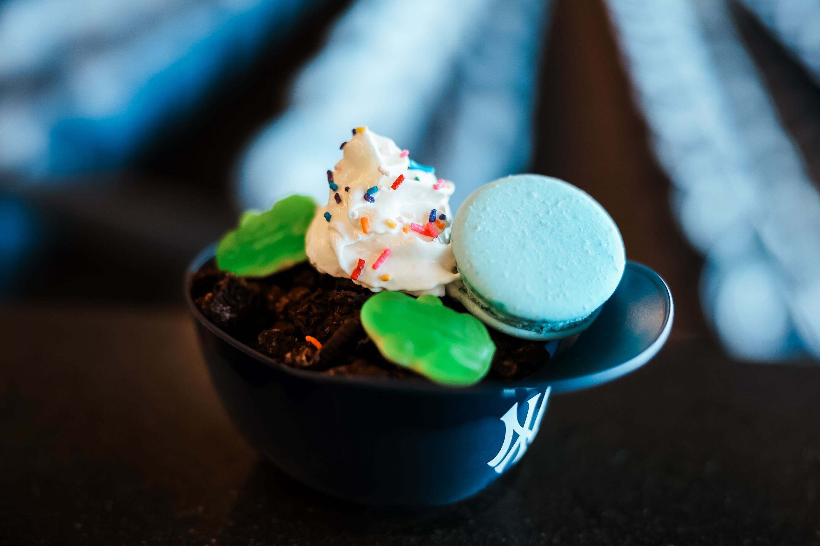 Grogu-s Dirt Pudding Sundae - Horizontal.png