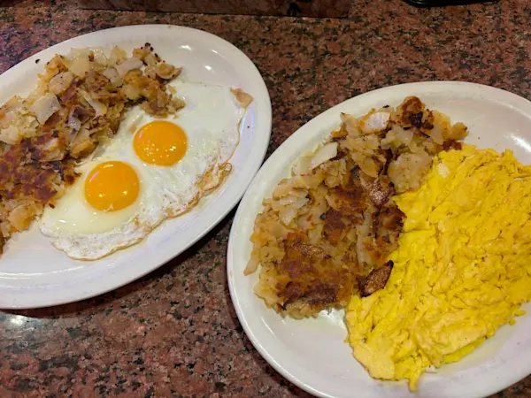 Story image: Long Island diner scrambling with egg supply chain as prices rise