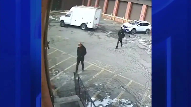 Story image: 3 accused of gunpoint hijacking of Apple delivery truck at Americana Manhasset