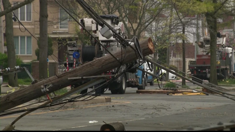 Story image: Power restored to most residents in Brooklyn following semi-truck crash; driver still on the loose