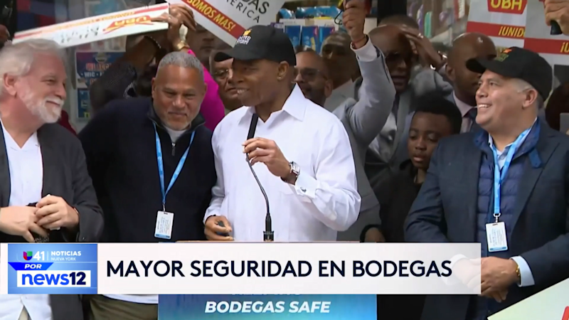 Story image: Univision 41 News Brief: Entregarán 500 botones de pánico para bodegueros de NYC