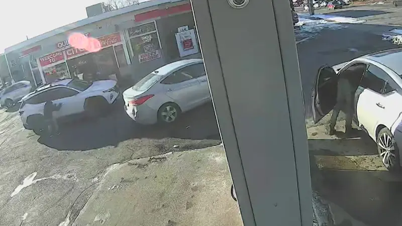 Story image: CAUGHT ON CAMERA: Teens steal SUV with toddler inside from Stratford gas station