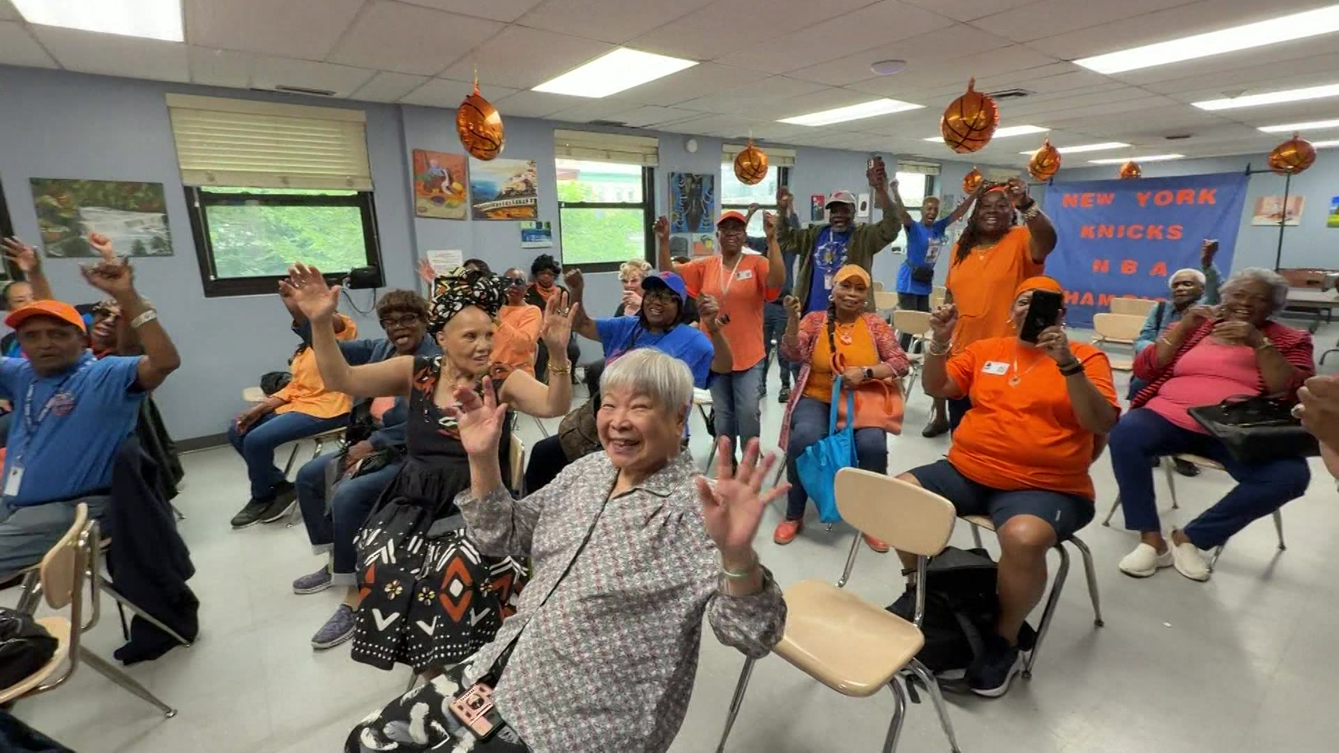seniorswaitforknickswinCM_2026-06-18-17-54-52