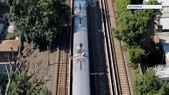RTBKTeenSubwaySurfFoloJBurns530pm_2026-07-27-17-42-29