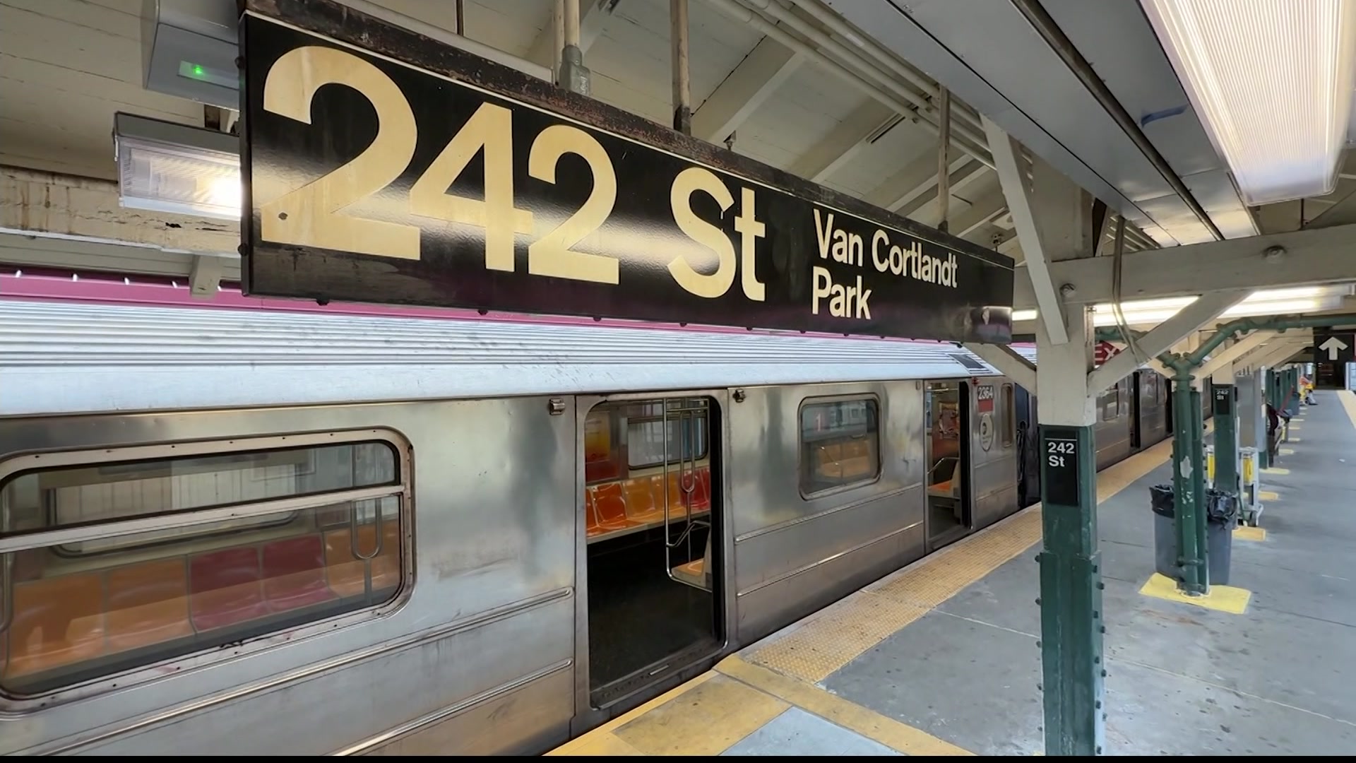 242ndststationhomicidefolo10pZC_2026-05-14-22-11-05
