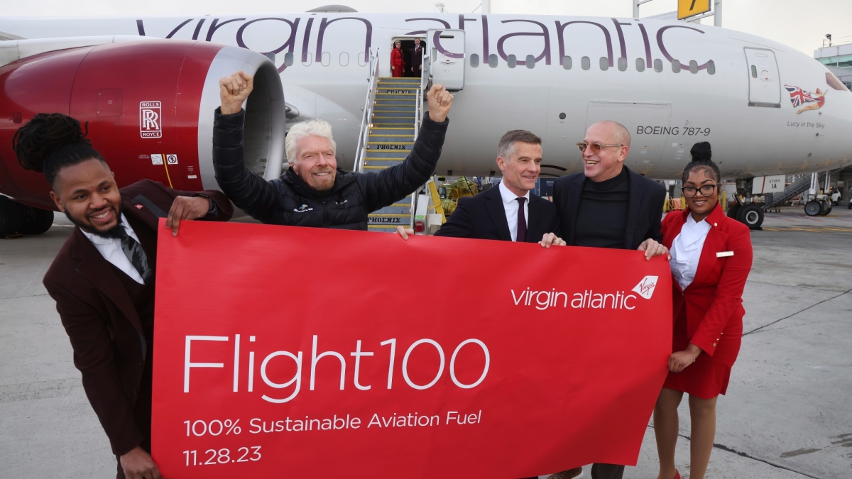High-Fat Flight Is First Jetliner to Make Fossil Fuel-Free Trans-Atlantic Crossing From London to NY