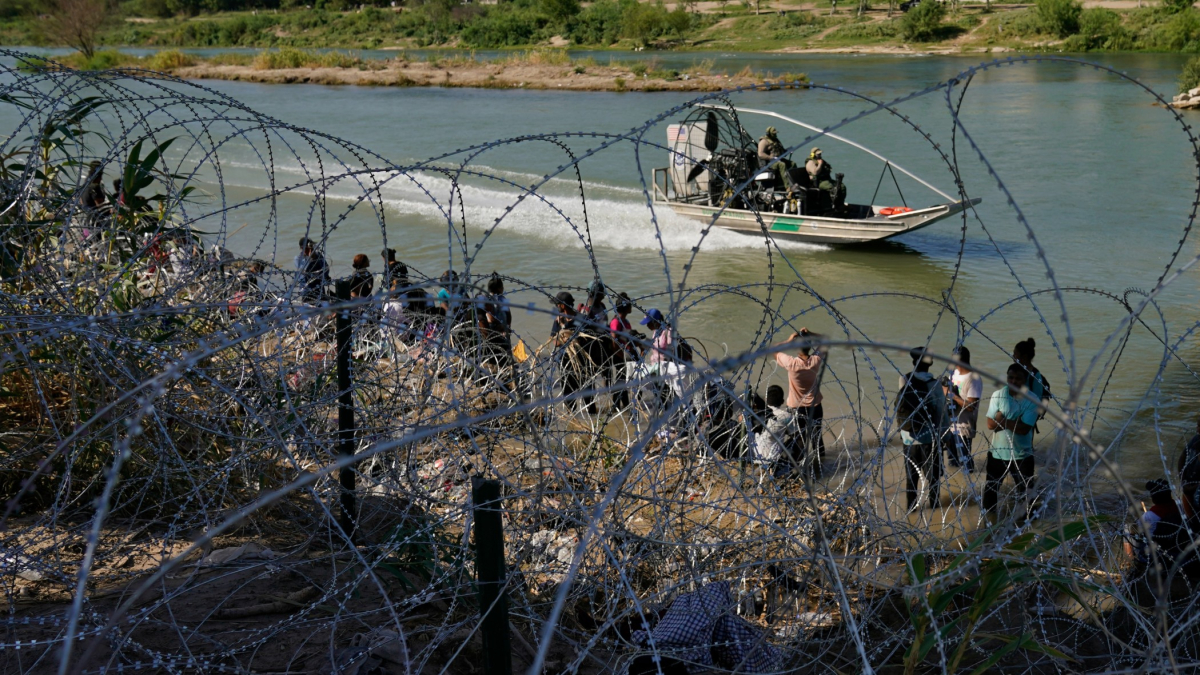 Illegal Border Crossings Drop in October But Are Still Unusually High