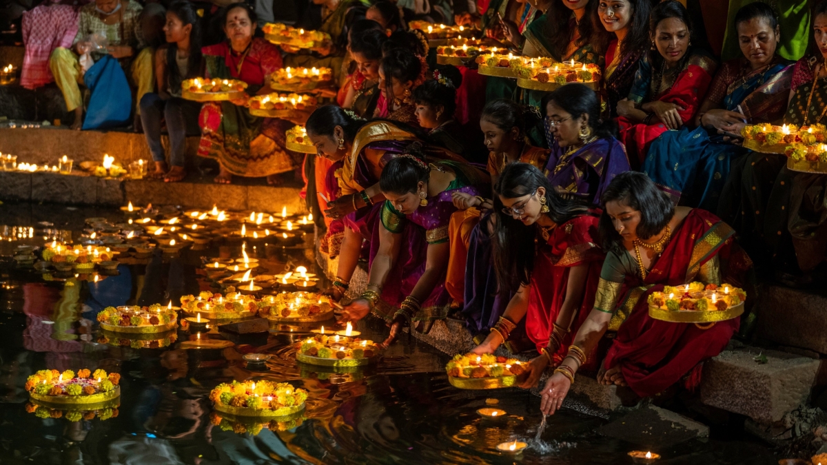 What is Diwali, the Festival of Lights, and How Is It Celebrated?