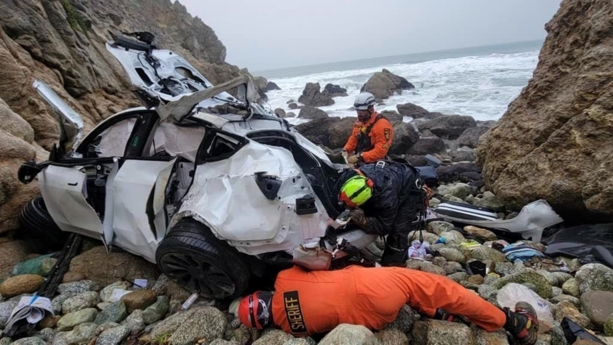 Driver in California cliff Crash That Injured 4 Is Charged