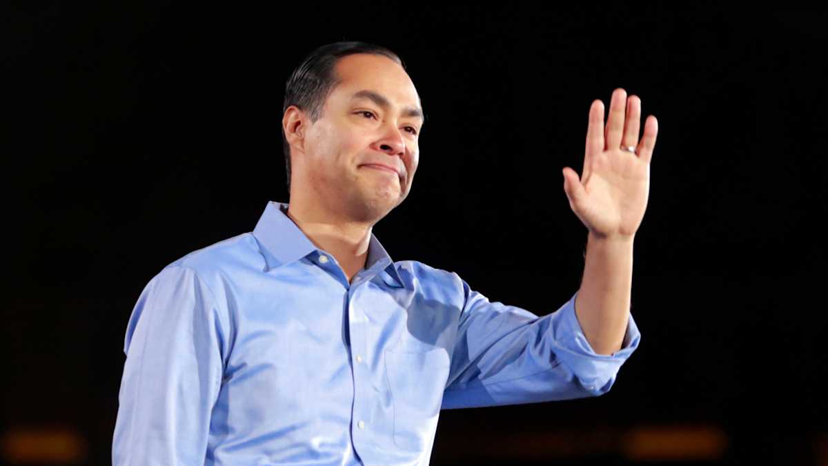 Julián Castro Supports Biden's Universal Housing Voucher Plan