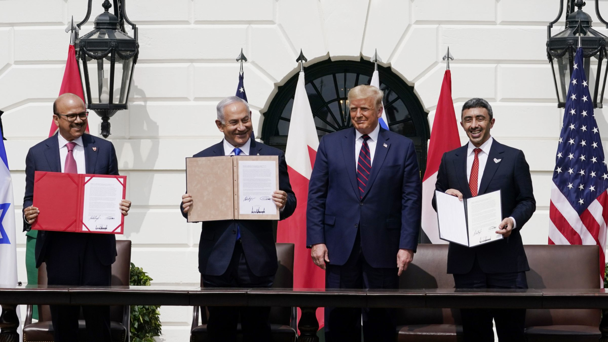Trump Presides as Israel, 2 Arab States Sign Historic Pacts