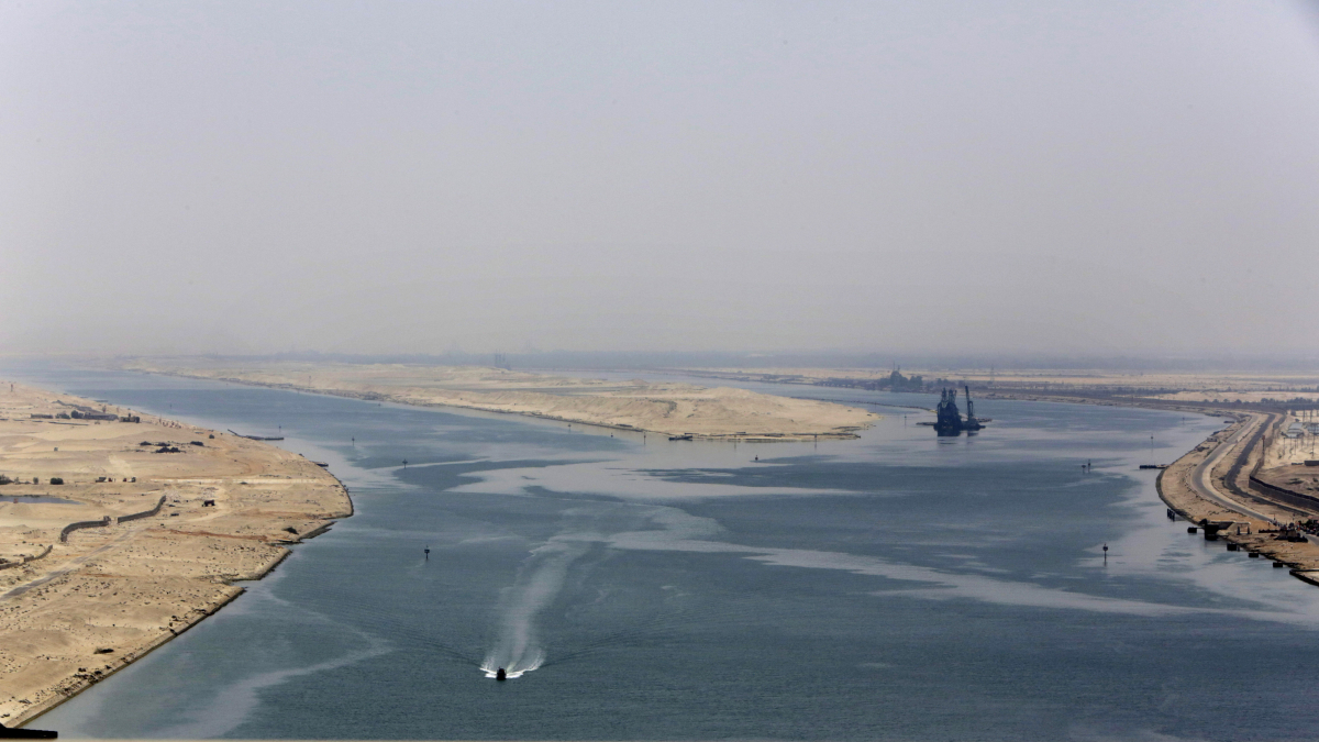 Vessel Runs Aground, Briefly Blocking Part of Suez Canal