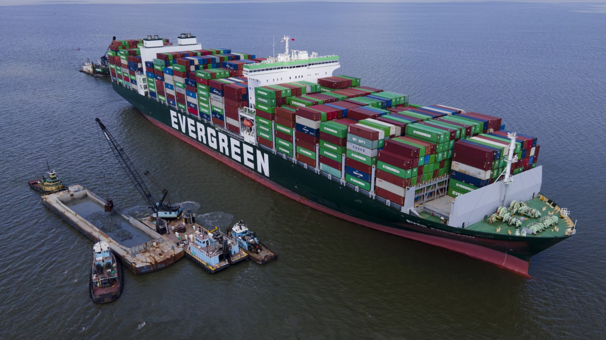 Dredging Seeks to Free Grounded Cargo Ship in Chesapeake Bay