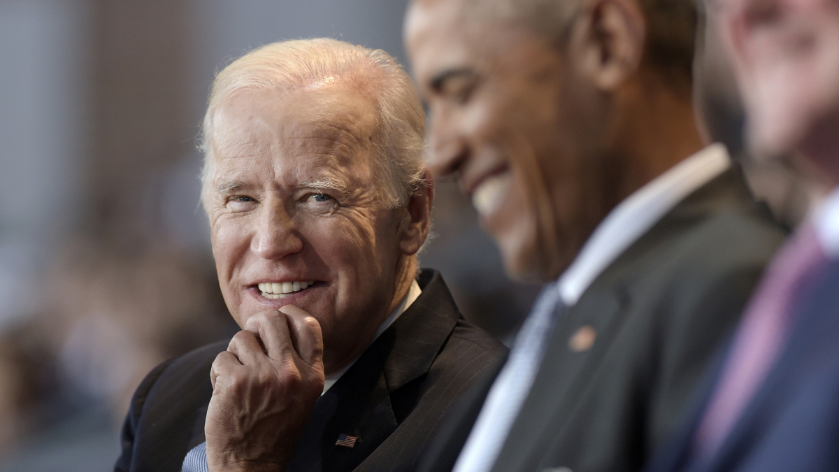 Op-Ed: Biden Should Float Obama for Supreme Court and Drive the Right Berserk