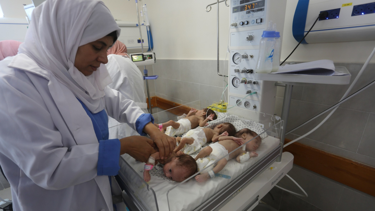 Heavy Fighting Near Another Gaza Hospital After Babies Evacuated From Shifa