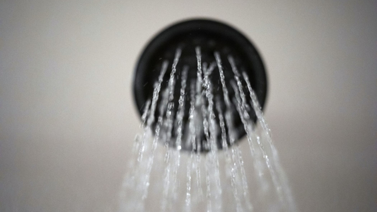 Rules Eased for Water From Showerheads, a Trump Pet Peeve