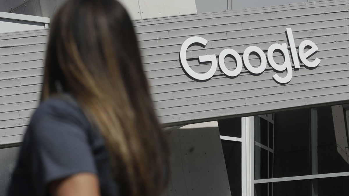 Google Workers Form New Labor Union, a Tech Industry Rarity