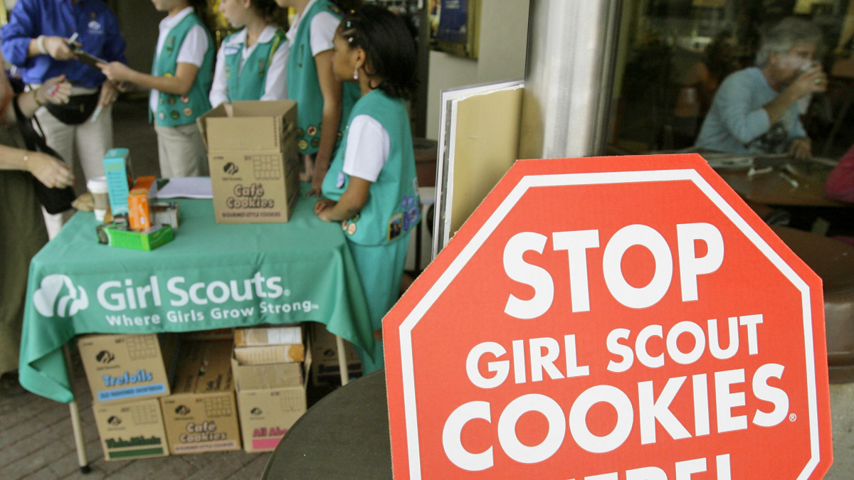 Need2Know: Republicans for Biden, USPS Turnaround & New Girl Scout Cookie