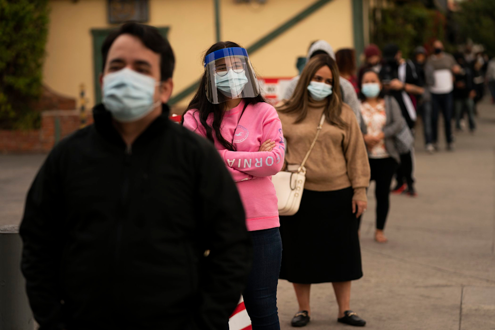 U.S. Virus Deaths Hit Record Levels With the Holidays Ahead