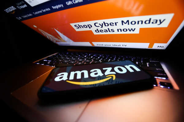 Stretching Your Dollar: Cyber Monday Versus Black Friday