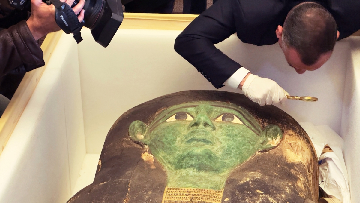 Looted Ancient Sarcophagus Returned to Egypt From U.S.