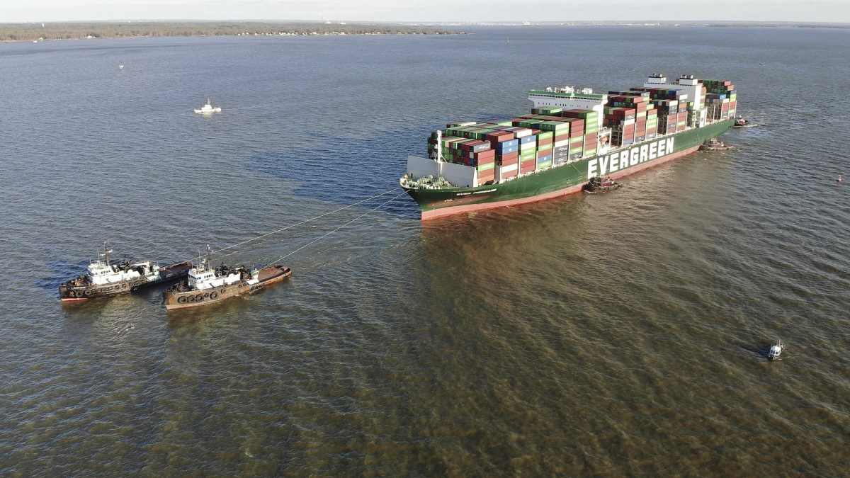 Stuck Container Ship in Chesapeake Bay Finally Refloated