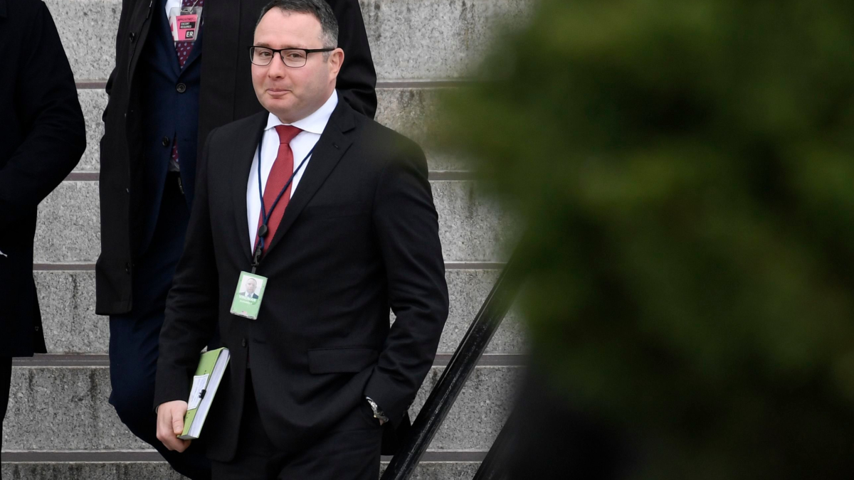 Aide Who Testified Against Trump Escorted Out of White House